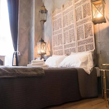 Les Chambres De Amelie לינה וארוחת בוקר בולוניה