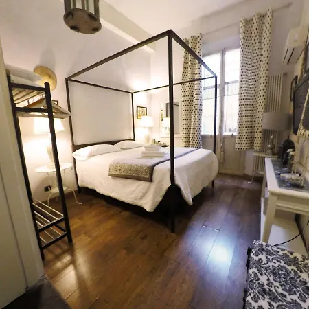 לינה וארוחת בוקר Les Chambres De Amelie *