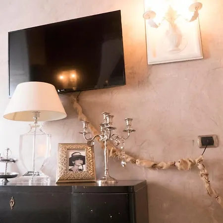 לינה וארוחת בוקר Les Chambres De Amelie