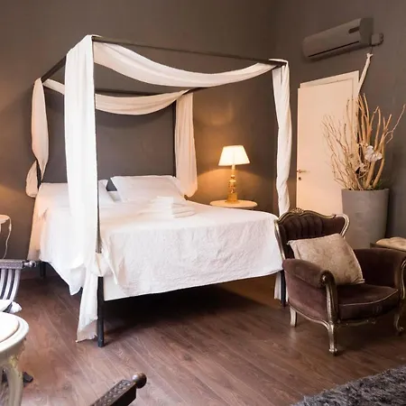לינה וארוחת בוקר Les Chambres De Amelie בולוניה