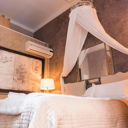 Bed & Breakfast Les Chambres De Amelie Bologna
